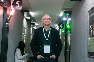 61bf75b5f1e0eb4775f48eb4f2a1ff44