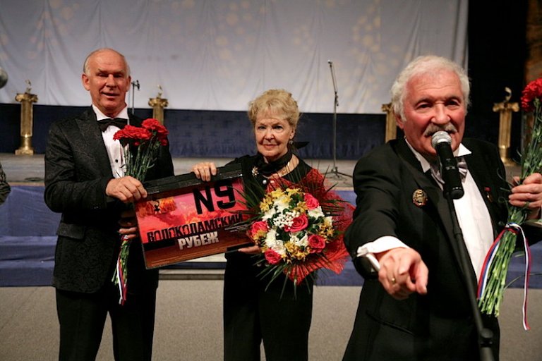 bffce9c0f71d406cfc3324ec4df287f2_M