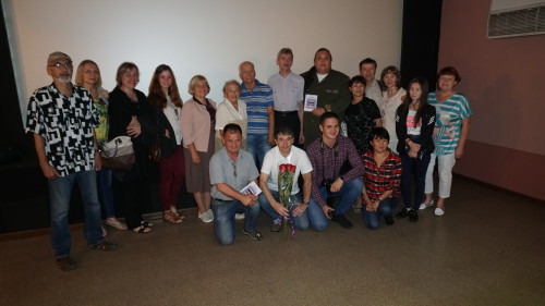 Коллектив театра БУРИ и съемочная группа