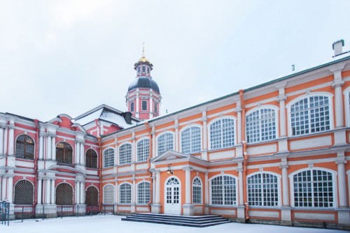 dukhovno_prosvetitelskiy_tsentr_aleksandro_nevskoy_lavry_svyatodukhovskiy_12_12_2017